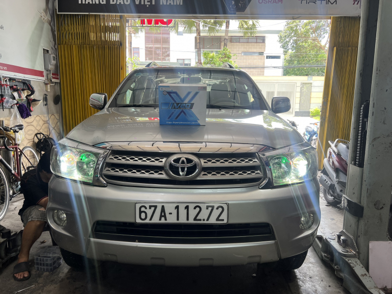 Độ đèn nâng cấp ánh sáng NÂNG CẤP BI LED X-LIGHT V20 2023 (9+1+1) CHO TOYOTA FORTUNER